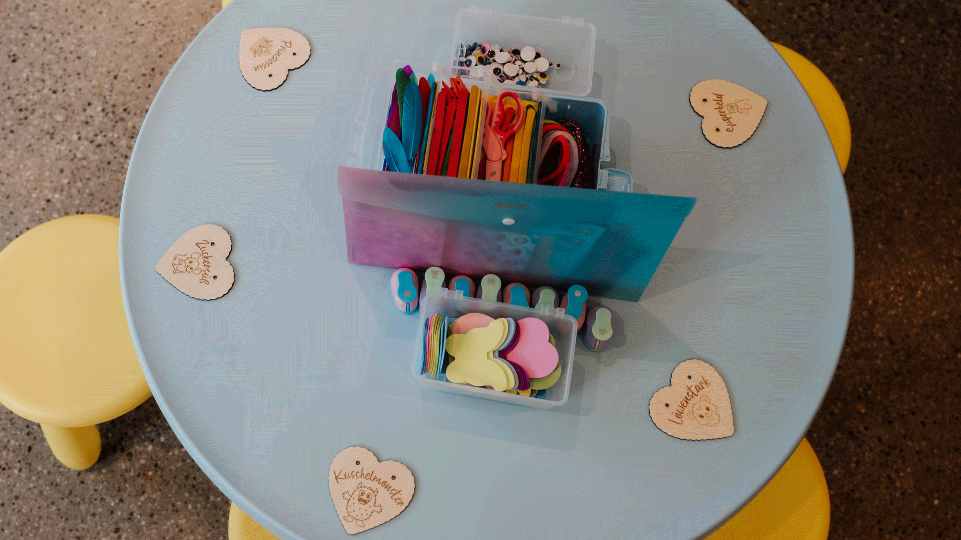 Kreative Bastelsets von CUTSURA